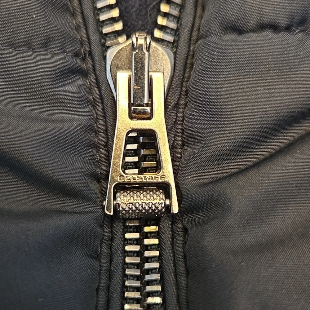 GUC Men's Belstaff Zip-Up Navy Sweater. Size Medium - Picture 5 of 8